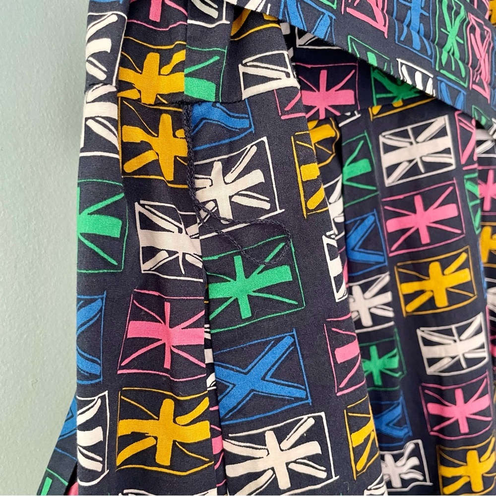 BODEN Anastasia Fit & Flare Shirtdress in Union Jack Rainbow Flags W0293 - Picture 8 of 9